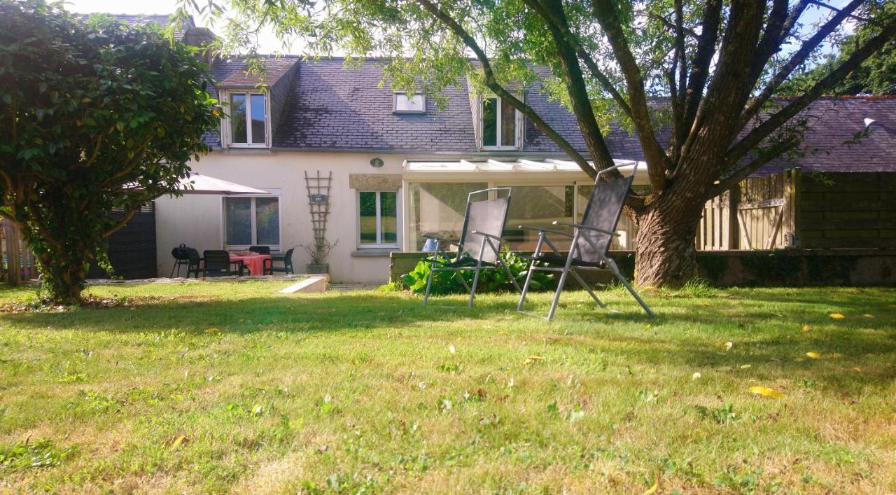 Le Jardin De Leonie Villa Ergue-Gaberic Exterior photo